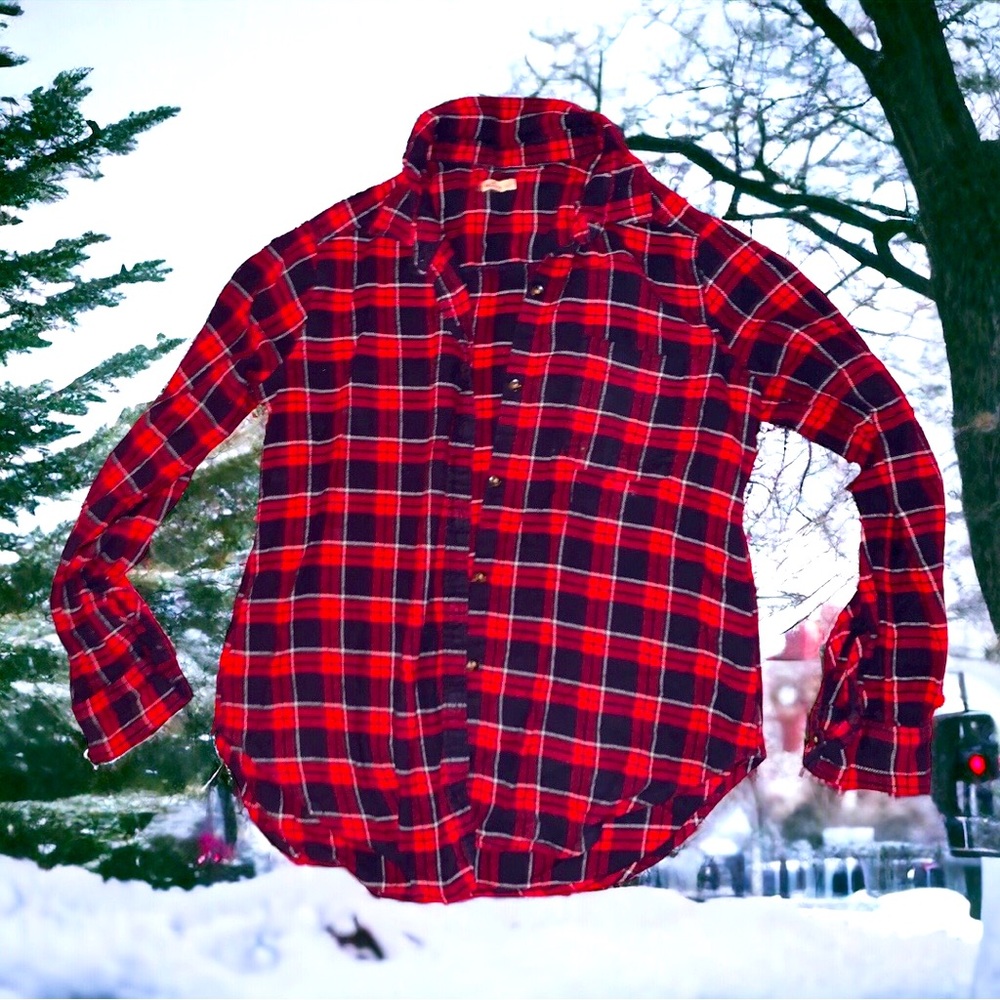 Hollister Red Plaid Shirt sz Small